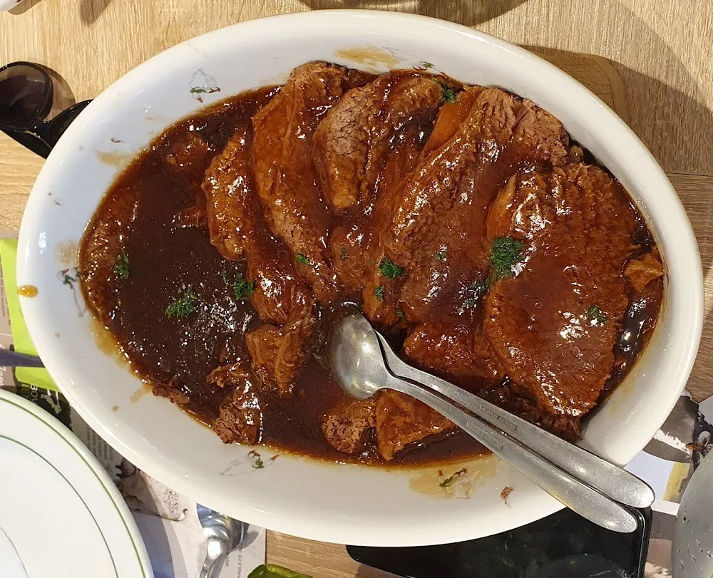 Jeune Génisse En Ragoût